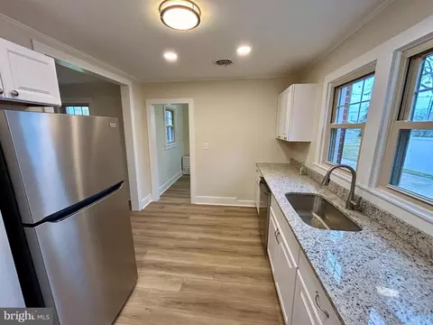 Kitchen - 311 E Appleby Ave, Cambridge, MD 21613 photo 3 of 5