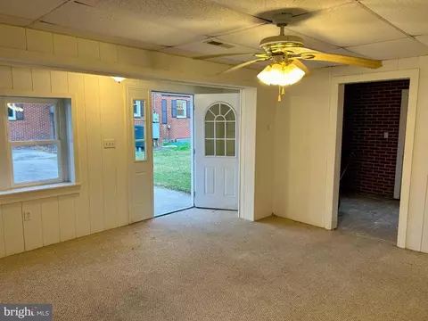 Living - 311 E Appleby Ave, Cambridge, MD 21613 photo 13 of 14