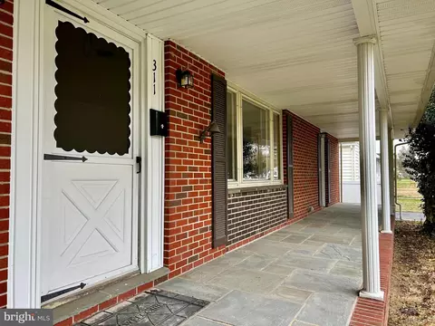 Exterior - 311 E Appleby Ave, Cambridge, MD 21613 photo 2 of 6