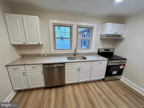 Kitchen - 311 E Appleby Ave, Cambridge, MD 21613 photo 4 of 5