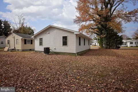 Exterior - 1304 Rainbow Ave, Cambridge, MD 21613 photo 1 of 1