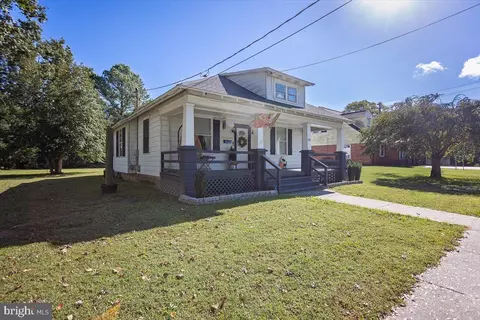 Exterior - 312 Charles St, Hurlock, MD 21643 photo 3 of 5