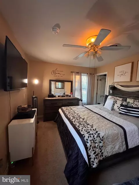 Bedroom - 606 Edgewood Ave, Cambridge, MD 21613 photo 3 of 8