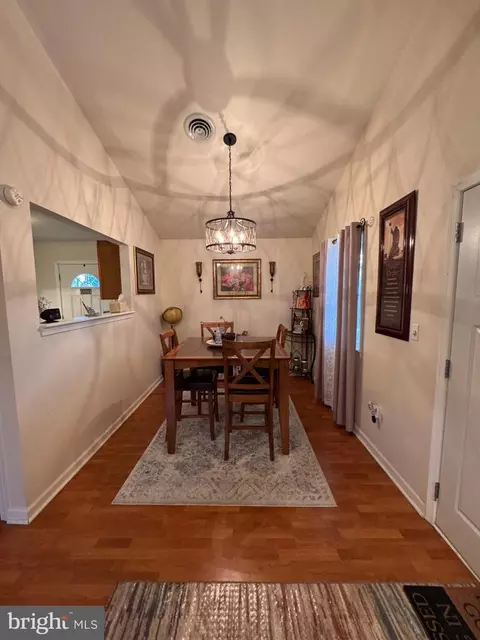 Dining - 606 Edgewood Ave, Cambridge, MD 21613 photo 1 of 2
