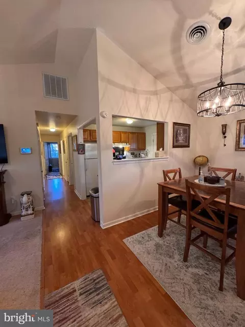 Entry Way - 606 Edgewood Ave, Cambridge, MD 21613 photo 3 of 3