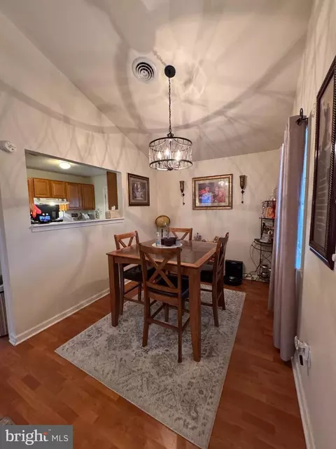 Dining - 606 Edgewood Ave, Cambridge, MD 21613 photo 2 of 2