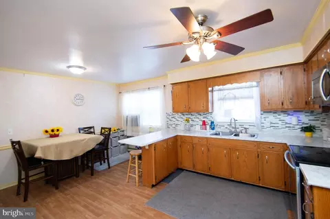 Kitchen - 807 Bayly Rd, Cambridge, MD 21613 photo 1 of 3