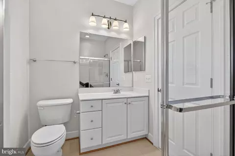 Bath - 2804 Persimmon Pl #D3, Cambridge, MD 21613 photo 5 of 5