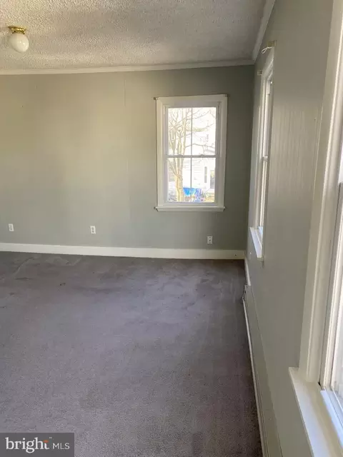 Living - 321 Choptank Ave, Cambridge, MD 21613 photo 2 of 2