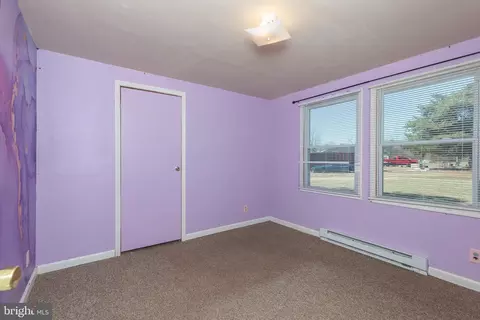 Bedroom - 6009 Circle Dr, Hurlock, MD 21643 photo 3 of 5