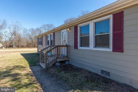 Exterior - 6009 Circle Dr, Hurlock, MD 21643 photo 2 of 2
