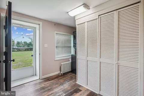 Entry Way - 616 Hubert St, Cambridge, MD 21613 photo 1 of 3