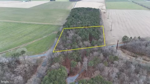 6749 Bobtown Rd, Hurlock, MD 21643
