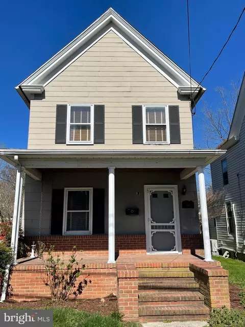 307 Willis St, Cambridge, MD 21613