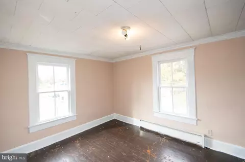 Bedroom - 105 Center St, Hurlock, MD 21643 photo 7 of 7