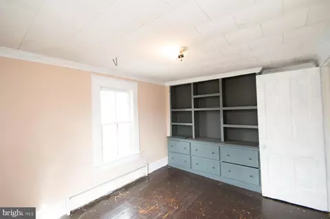 Bedroom - 105 Center St, Hurlock, MD 21643 photo 2 of 7