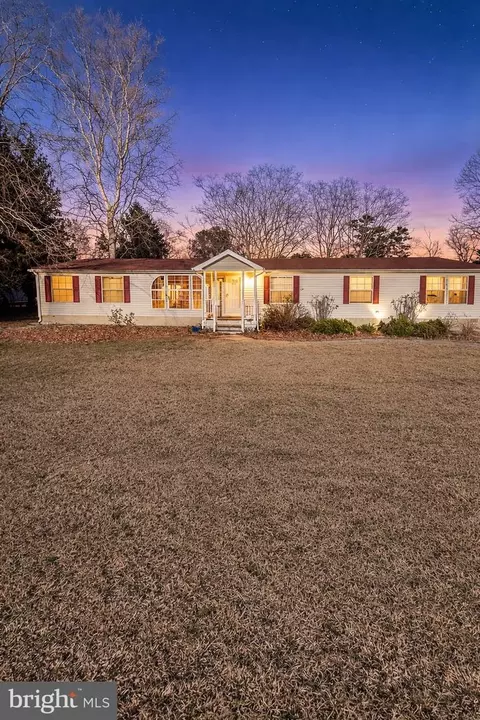 5713 Galestown Newhart Mill Rd, Seaford, DE 19973