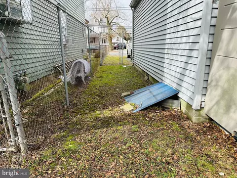 Exterior - 916 Race St, Cambridge, MD 21613 photo 5 of 7