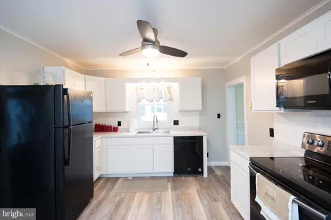 Kitchen - 210 Choptank Ave, Cambridge, MD 21613 photo 1 of 1
