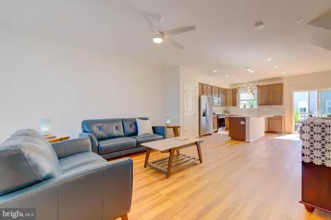 Entry Way - 343 Shipyard Dr, Cambridge, MD 21613 photo 1 of 9