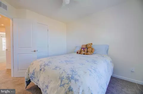 Bedroom - 343 Shipyard Dr, Cambridge, MD 21613 photo 6 of 9