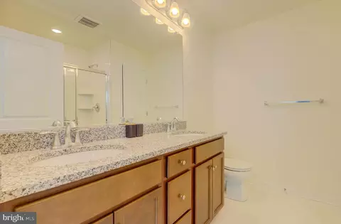 Bath - 343 Shipyard Dr, Cambridge, MD 21613 photo 1 of 4