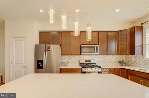 Kitchen - 343 Shipyard Dr, Cambridge, MD 21613 photo 4 of 7