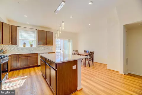 Entry Way - 343 Shipyard Dr, Cambridge, MD 21613 photo 2 of 9