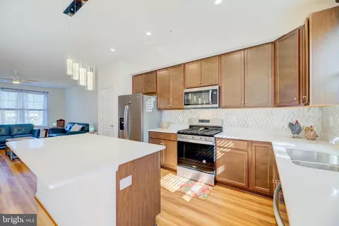 Kitchen - 343 Shipyard Dr, Cambridge, MD 21613 photo 5 of 7