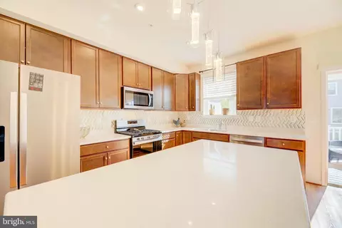 Kitchen - 343 Shipyard Dr, Cambridge, MD 21613 photo 3 of 7