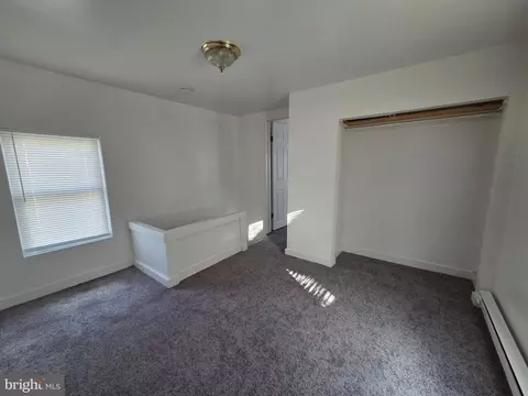 Bedroom - 909 Pine St, Cambridge, MD 21613 photo 2 of 2