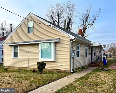 315 Shepherd Ave, Cambridge, MD 21613