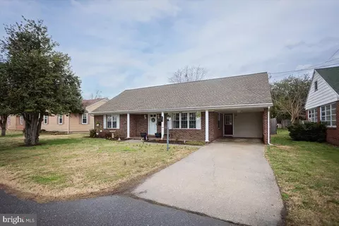 904 Talisman Ln, Cambridge, MD 21613