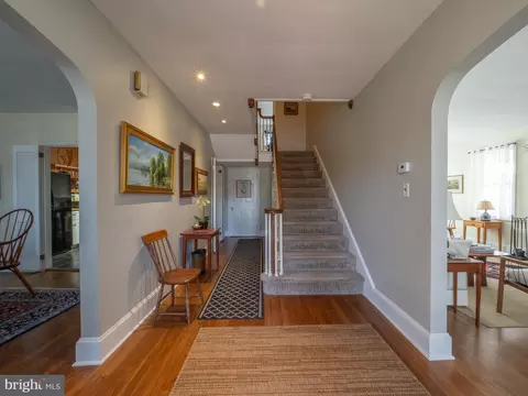 Entry Way - 308 Glenburn Ave, Cambridge, MD 21613 photo 6 of 8