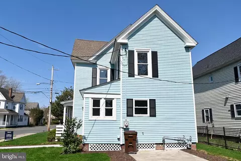 Exterior - 10 W End Ave, Cambridge, MD 21613 photo 7 of 9