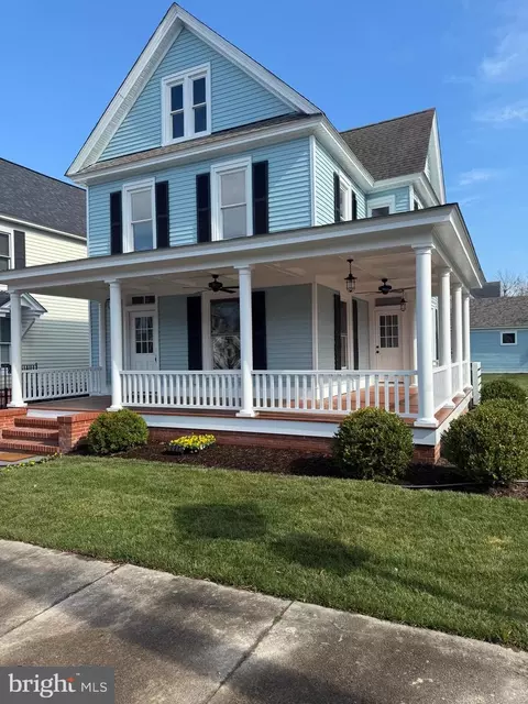 Exterior - 10 W End Ave, Cambridge, MD 21613 photo 2 of 9