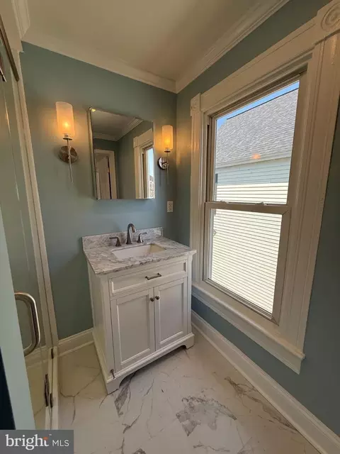 Bath - 10 W End Ave, Cambridge, MD 21613 photo 6 of 7