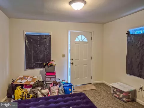 Entry Way - 810 Center St, Cambridge, MD 21613 photo 1 of 3