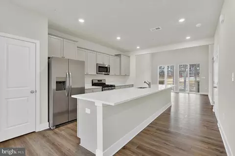 2137 Winterberry Ln, Cambridge, MD 21613