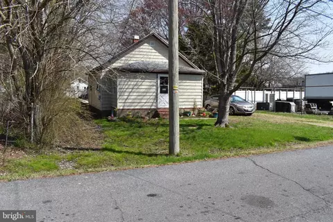 501 Harrington Ave, Cambridge, MD 21613