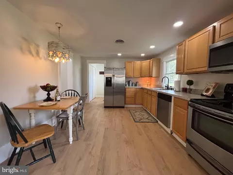Kitchen - 1209 Bayly Rd, Cambridge, MD 21613 photo 2 of 4