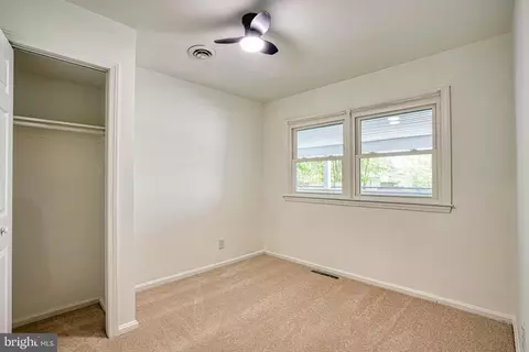 Bedroom - 10 Bay View Ave, Cambridge, MD 21613 photo 3 of 4