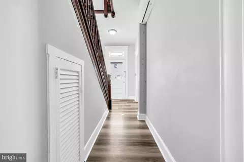 Entry Way - 406 High St, Cambridge, MD 21613 photo 2 of 3