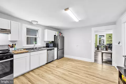 Kitchen - 406 High St, Cambridge, MD 21613 photo 1 of 2