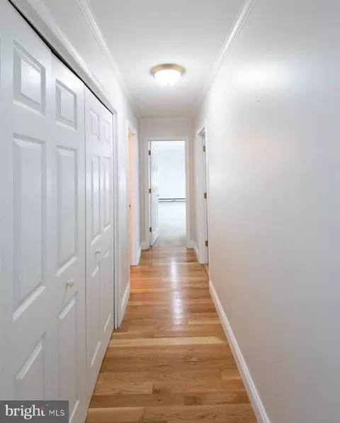 Entry Way - 19 Holly Ter, Cambridge, MD 21613 photo 2 of 4