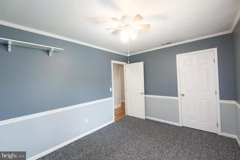 Entry Way - 19 Holly Ter, Cambridge, MD 21613 photo 1 of 4