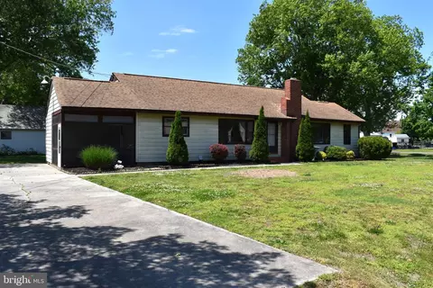 202 Buena Vista Ave, Cambridge, MD 21613