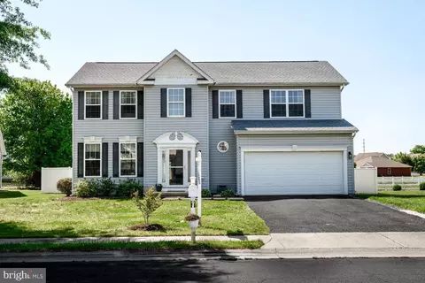 106 Pintail Ct, Cambridge, MD 21613