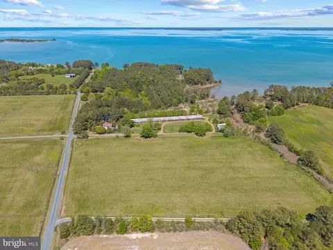 6033 Corners Wharf Rd, Cambridge, MD 21613