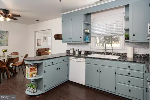 Kitchen - 4305 Langrell Rd, Preston, MD 21655 photo 2 of 2